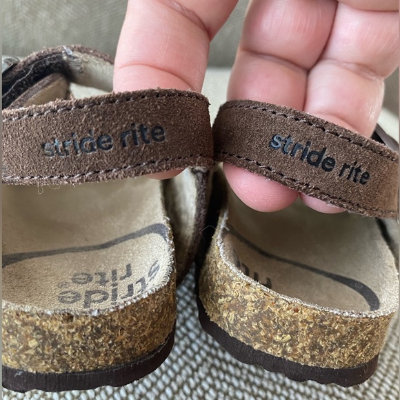Stride Rite Suede Leo Sandals with Velcro Straps for Baby. Dark Brown. Size 4. - Picture 6 of 16
